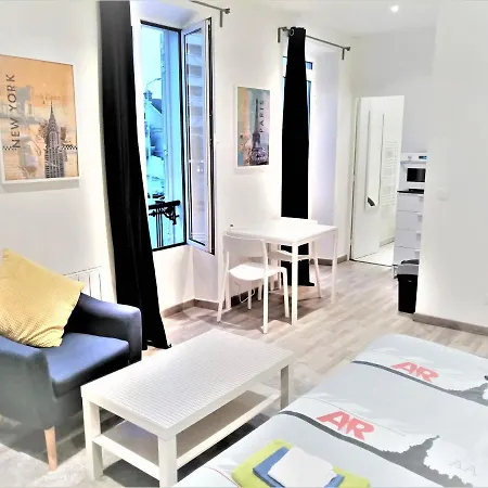 Appartement Proche Centre Ville, Gare Et Autoroute Melun Extérieur photo