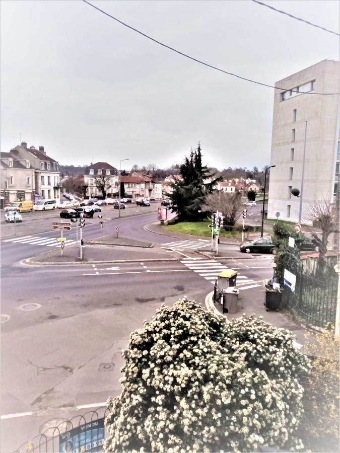 Appartement Proche Centre Ville, Gare Et Autoroute